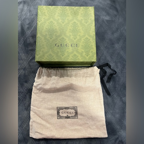 Gucci Leather Belt with Double G Buckle - Picture 10 of 12